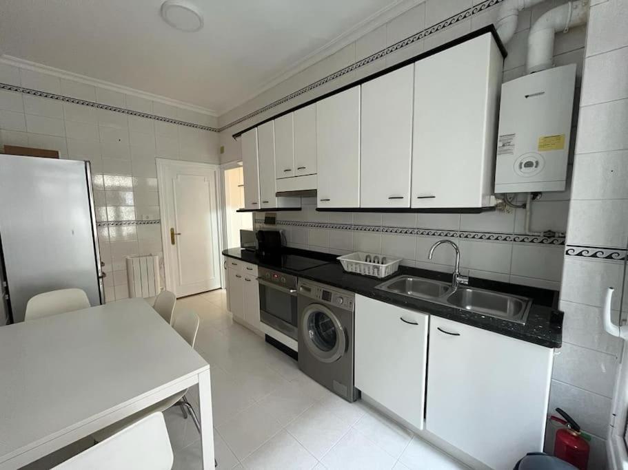 Apartamento Bilbao-Basurto-San Mames ภายนอก รูปภาพ